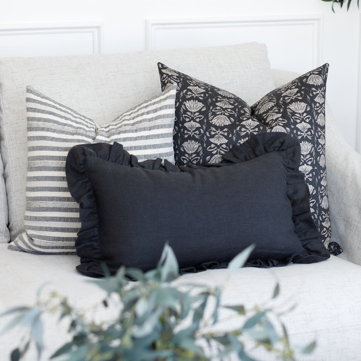 Belle Ruffle Sofa Combo