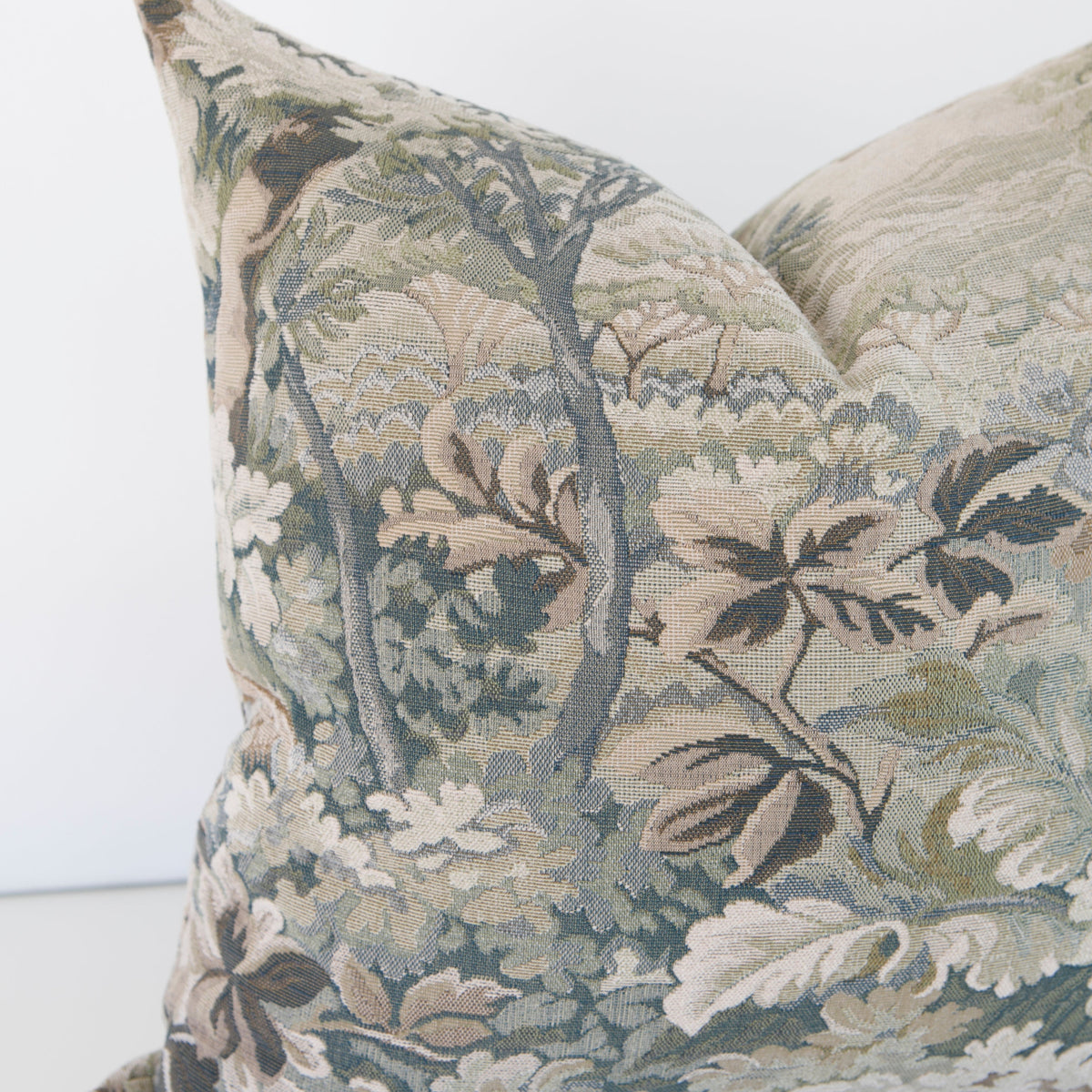 Callahan Pillow Cover