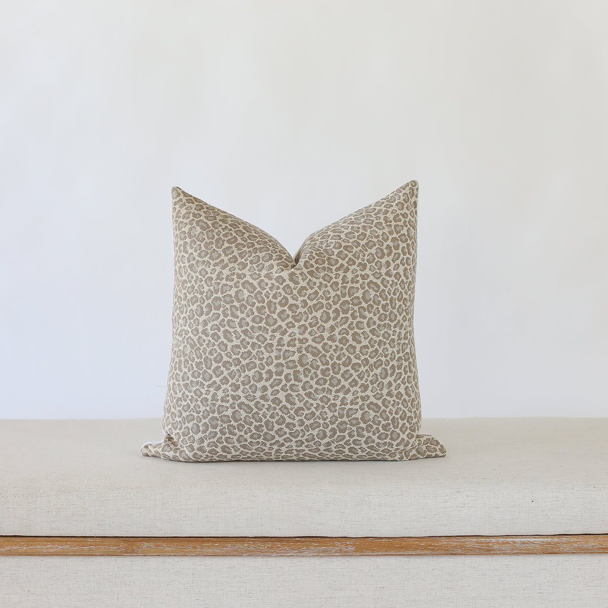 Cheetah Dark Pillow Cover